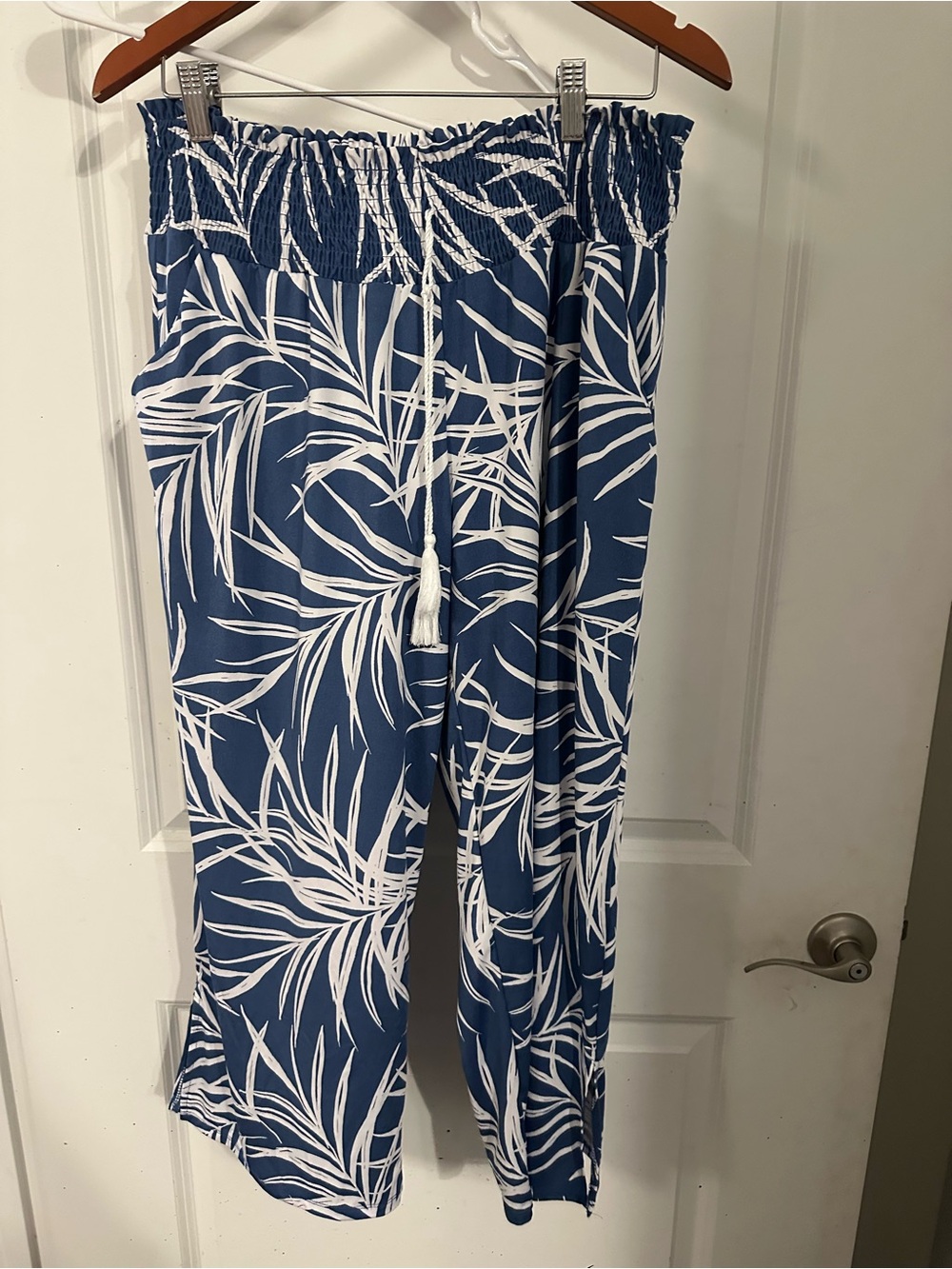Robert Louis Navy & White Tropical Smocked-Waist Wide-Leg Pants